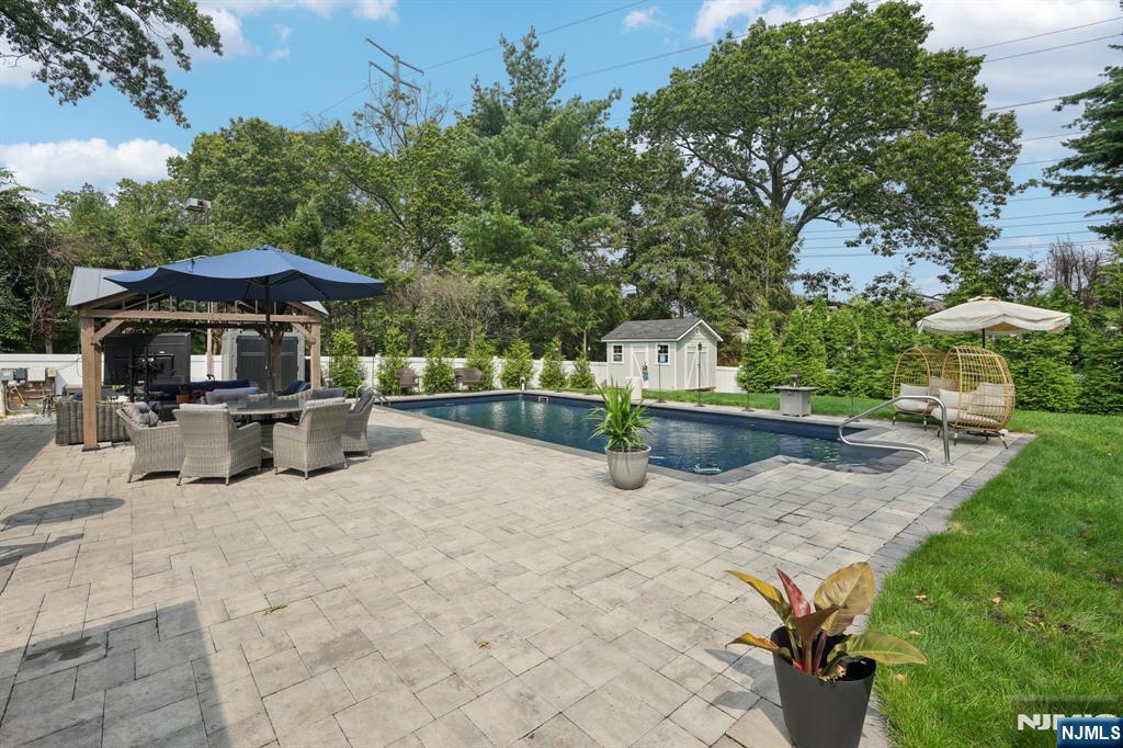 Property Photo 39