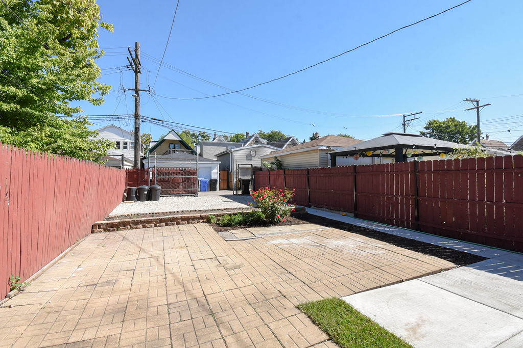 Property Photo 33