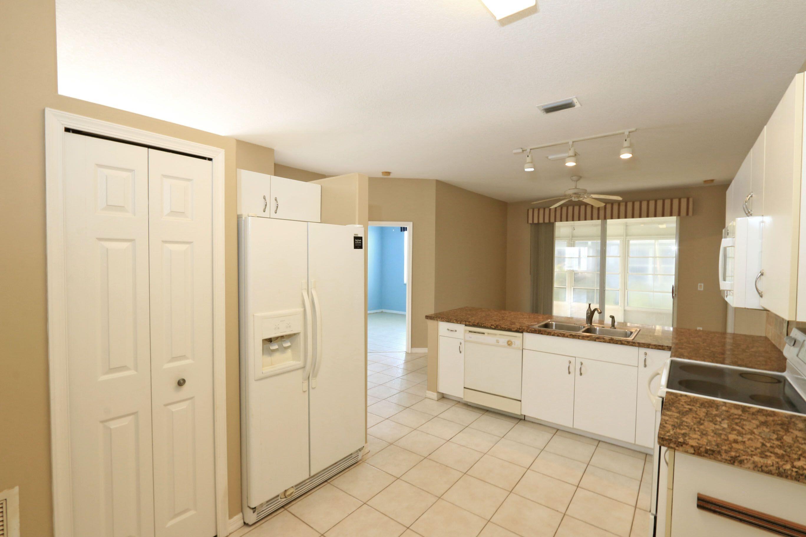 Property Photo 50