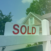 Real estate agent selling homes faster with RatePlug