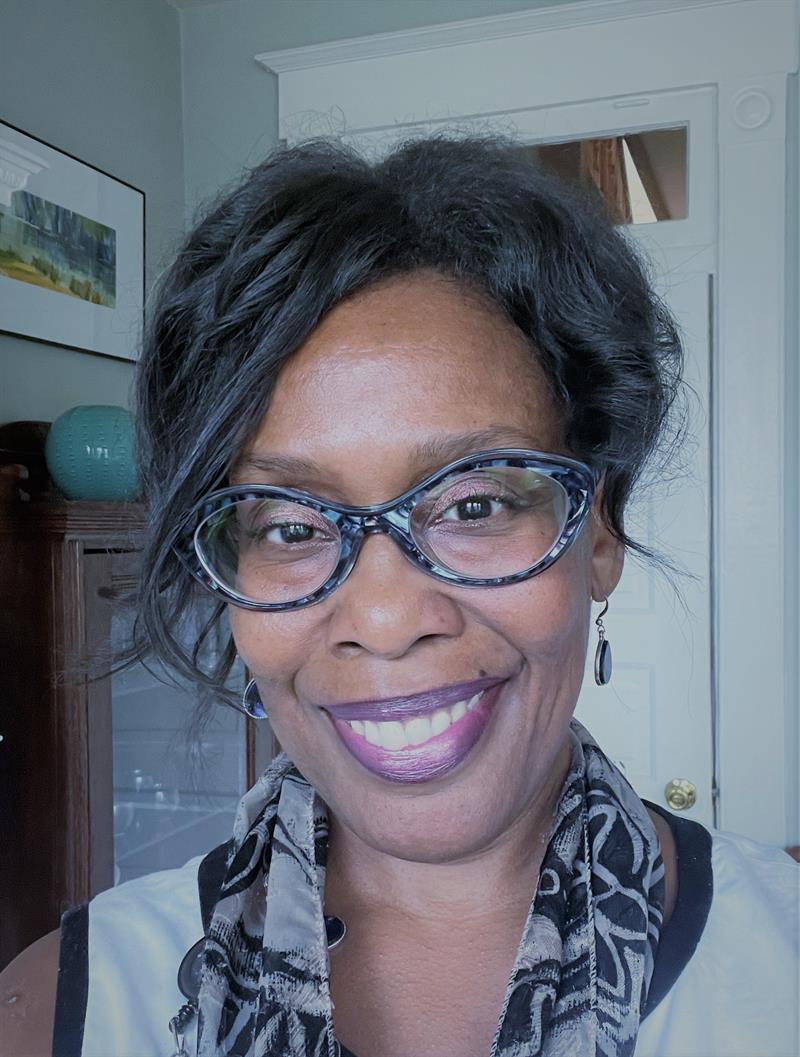 Real Estate Agent Tricia Downing