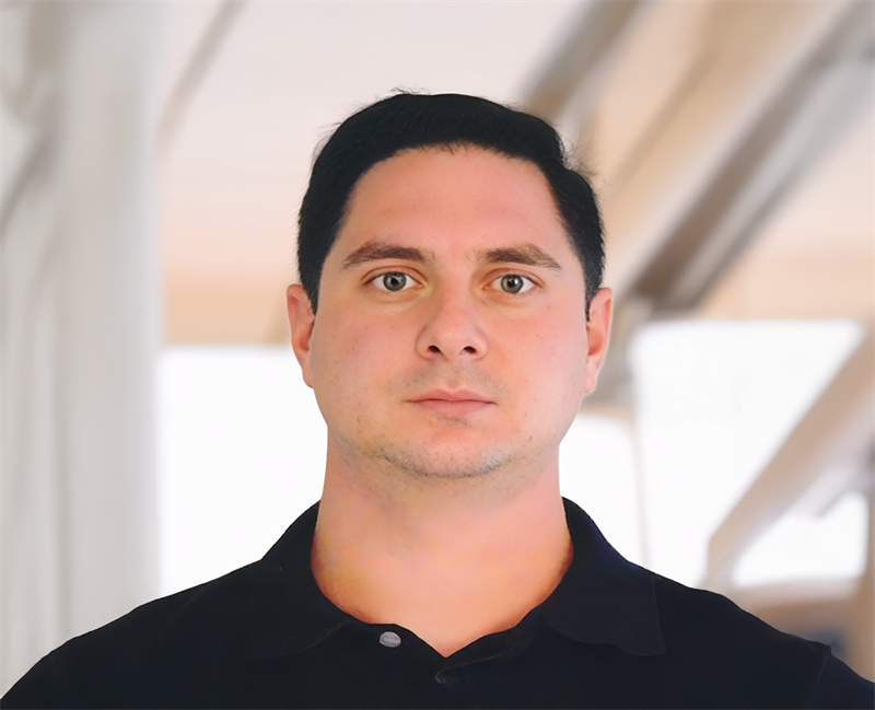 Real Estate Agent Andrew Koczon