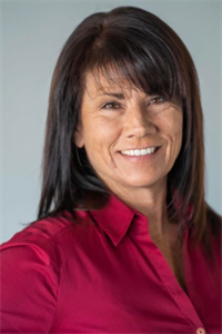 Real Estate Agent MaryAnne Kelly