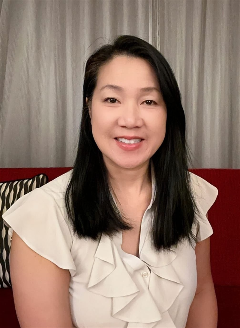 Loan Officer Pauline Lee