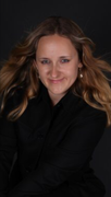 Real Estate Agent Olga Kaminska