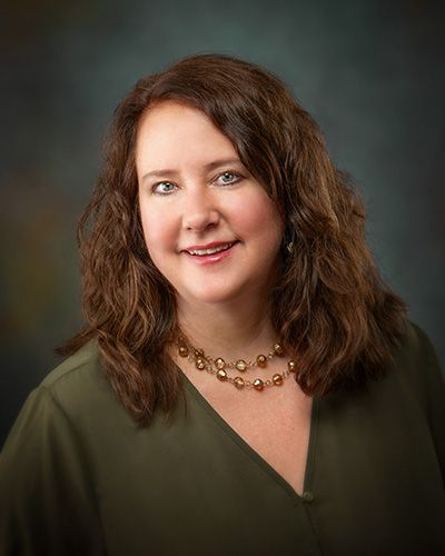Real Estate Agent Kari Olson