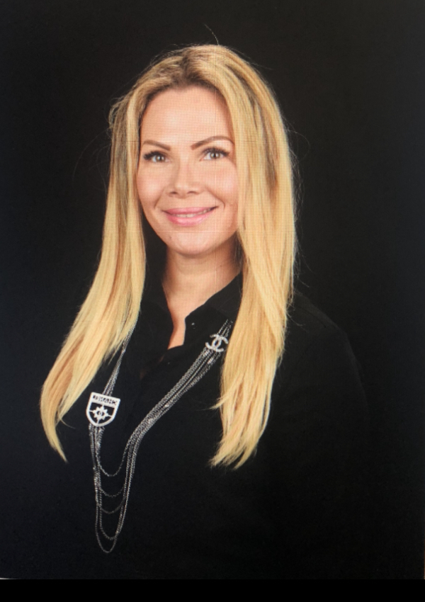 Real Estate Agent Saby Hedeman