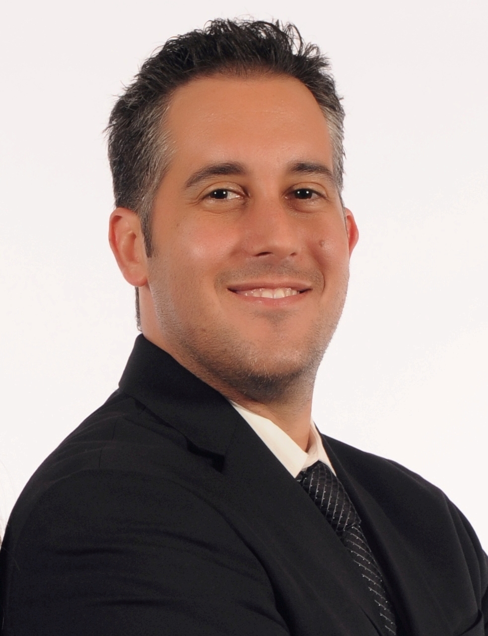 Loan Officer Justin Cervantes